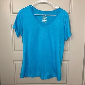 Nike Women’s X-Large Dri-Fit Shirt